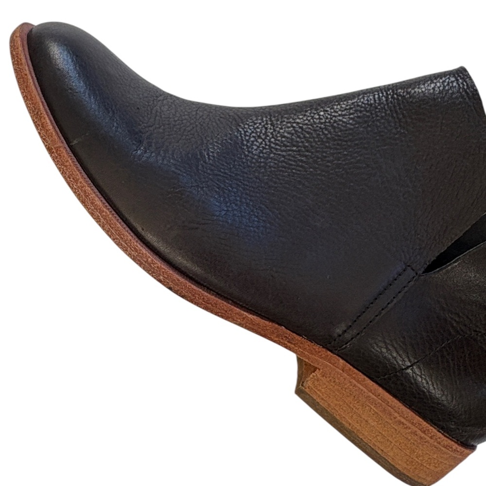 Kork-Ease Leather Renny Booties Black Size 10 Retail $210.00 - Picture 3 of 11